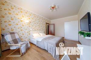1-к квартира, посуточно, 40м2, 1/16 этаж