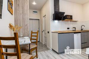 Студия квартира, посуточно, 26м2, 7/24 этаж