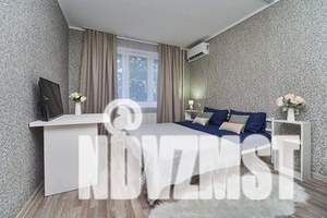 1-к квартира, посуточно, 38м2, 1/16 этаж