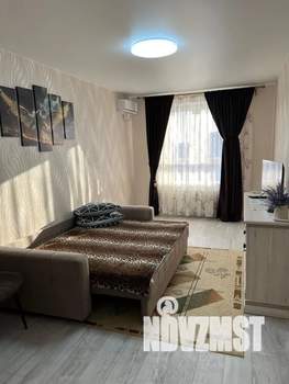 1-к квартира, посуточно, 38м2, 18/25 этаж