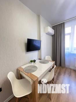 1-к квартира, посуточно, 40м2, 4/16 этаж