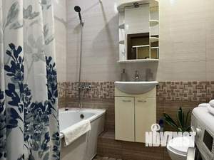 1-к квартира, посуточно, 40м2, 1/1 этаж