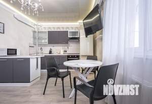 1-к квартира, посуточно, 63м2, 1/1 этаж