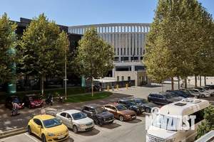 1-к квартира, посуточно, 35м2, 2/18 этаж