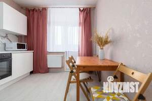 1-к квартира, посуточно, 42м2, 1/1 этаж