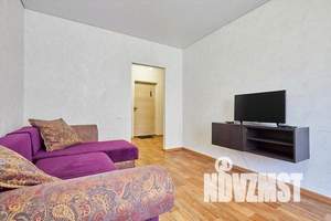 1-к квартира, посуточно, 46м2, 4/18 этаж