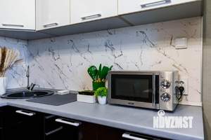 1-к квартира, посуточно, 42м2, 12/16 этаж