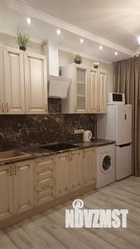 Студия квартира, на длительный срок, 45м2, 3/19 этаж