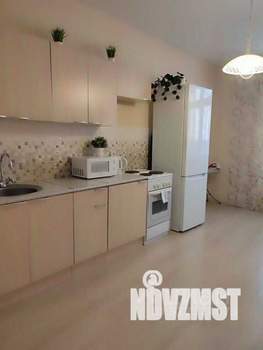 1-к квартира, посуточно, 70м2, 1/1 этаж