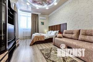 1-к квартира, посуточно, 53м2, 13/16 этаж