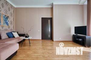 2-к квартира, посуточно, 65м2, 1/6 этаж