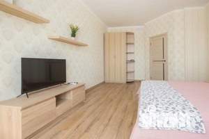 1-к квартира, посуточно, 48м2, 1/1 этаж