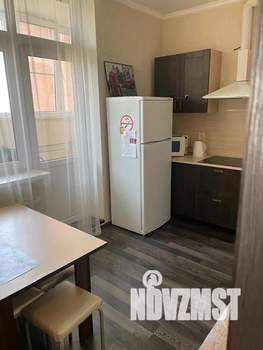 1-к квартира, посуточно, 37м2, 15/18 этаж