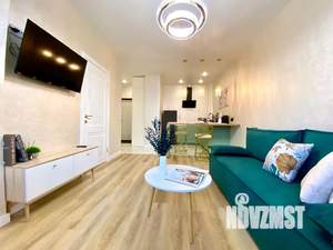 1-к квартира, посуточно, 40м2, 18/24 этаж