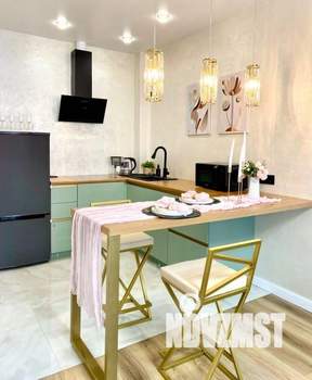 1-к квартира, посуточно, 40м2, 1/1 этаж