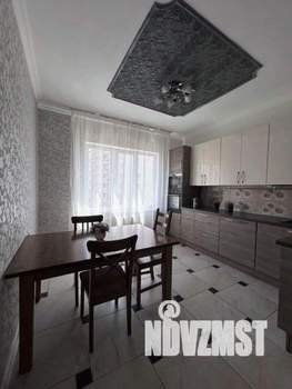 2-к квартира, посуточно, 72м2, 1/1 этаж