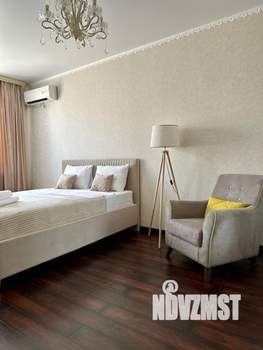 1-к квартира, посуточно, 43м2, 1/1 этаж