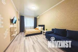1-к квартира, посуточно, 40м2, 10/18 этаж