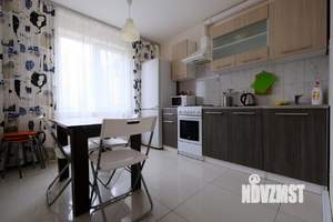 3-к квартира, посуточно, 68м2, 1/1 этаж