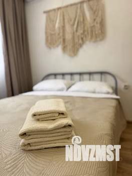 Студия квартира, посуточно, 15м2, 1/17 этаж