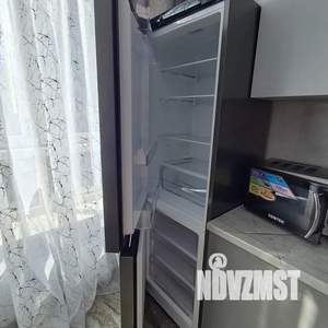 1-к квартира, посуточно, 41м2, 8/24 этаж