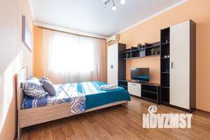 1-к квартира, посуточно, 40м2, 13/13 этаж