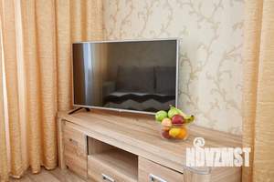 2-к квартира, посуточно, 60м2, 11/18 этаж