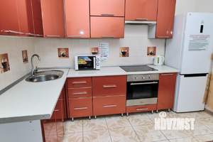 1-к квартира, посуточно, 48м2, 1/1 этаж