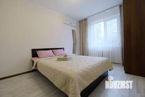 3-к квартира, посуточно, 68м2, 1/1 этаж