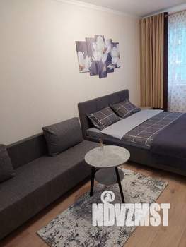 1-к квартира, посуточно, 40м2, 18/21 этаж