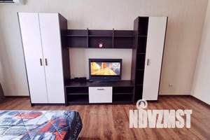 1-к квартира, посуточно, 40м2, 7/16 этаж