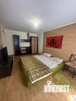 1-к квартира, посуточно, 35м2, 1/5 этаж