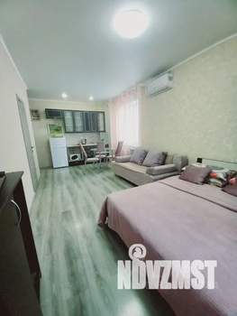 Студия квартира, посуточно, 31м2, 13/18 этаж