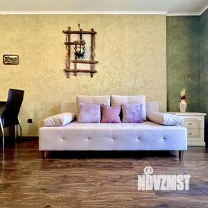 1-к квартира, посуточно, 38м2, 1/1 этаж