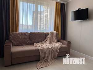 1-к квартира, посуточно, 35м2, 8/19 этаж