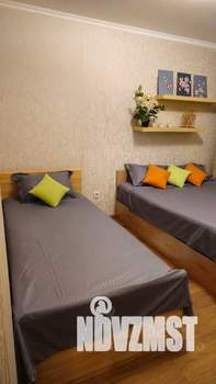 2-к квартира, посуточно, 67м2, 1/16 этаж