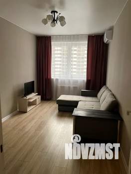 1-к квартира, посуточно, 38м2, 5/19 этаж