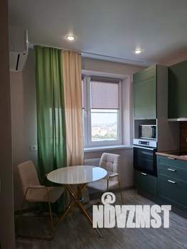 Студия квартира, посуточно, 25м2, 21/22 этаж