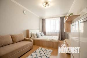 1-к квартира, посуточно, 42м2, 7/24 этаж