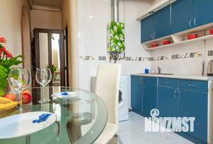 2-к квартира, посуточно, 56м2, 2/5 этаж