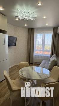 1-к квартира, посуточно, 39м2, 21/24 этаж