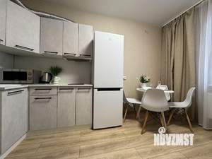 1-к квартира, посуточно, 39м2, 1/1 этаж