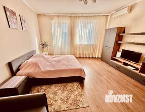 1-к квартира, посуточно, 50м2, 1/1 этаж