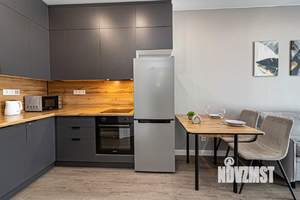 1-к квартира, посуточно, 40м2, 9/25 этаж