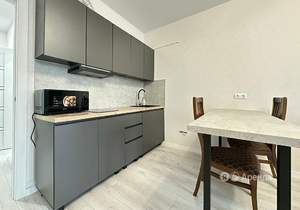 Студия квартира, на длительный срок, 33м2, 7/21 этаж