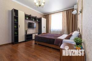 1-к квартира, посуточно, 42м2, 1/16 этаж