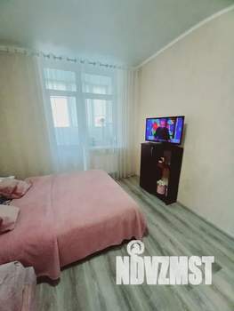 Студия квартира, посуточно, 31м2, 13/18 этаж