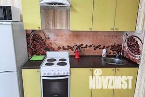 1-к квартира, посуточно, 41м2, 4/18 этаж