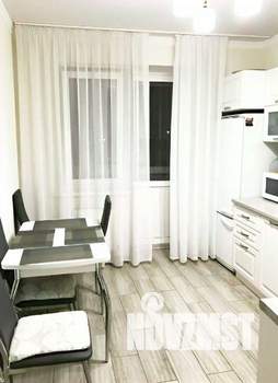 1-к квартира, на длительный срок, 40м2, 4/5 этаж