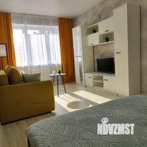 1-к квартира, посуточно, 38м2, 13/18 этаж